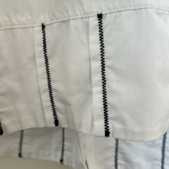 Uchuu white collared blouse size 1 (small) - Picture 9 of 9